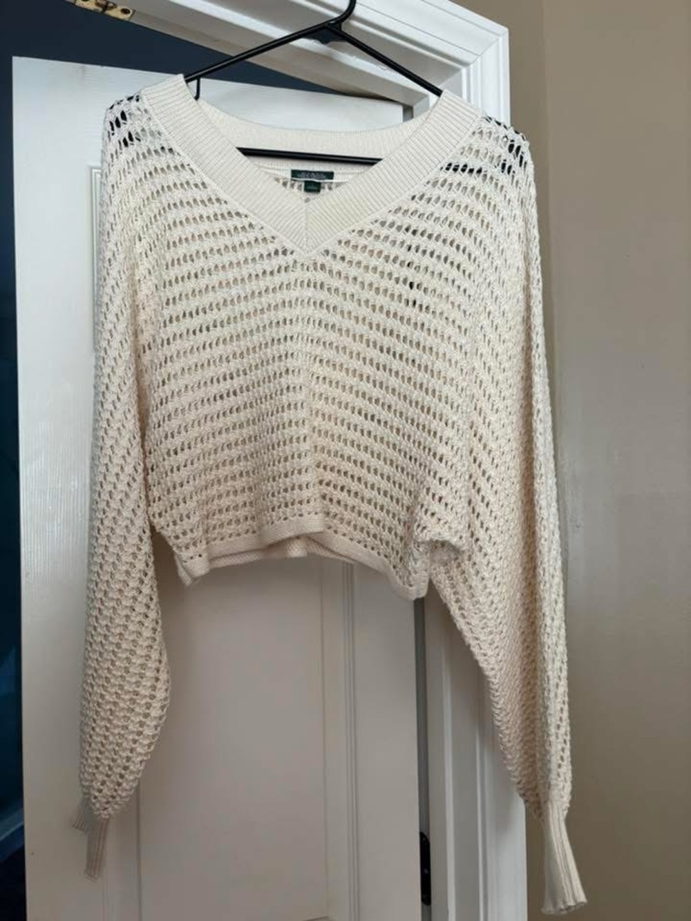 Open-Knit V-Neck Women's Sweater Cropped Pullover - Cream